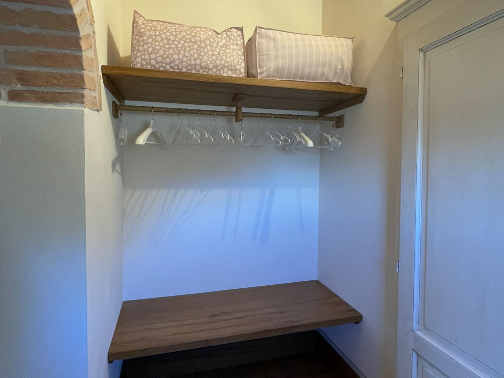 podere-montaione-volterra-camera-turan-8